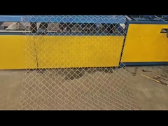 Gegalvaniseerde Hole Cyclone 60x60 50ft Pvc coated Chain Link Fencing 1.8m hoog