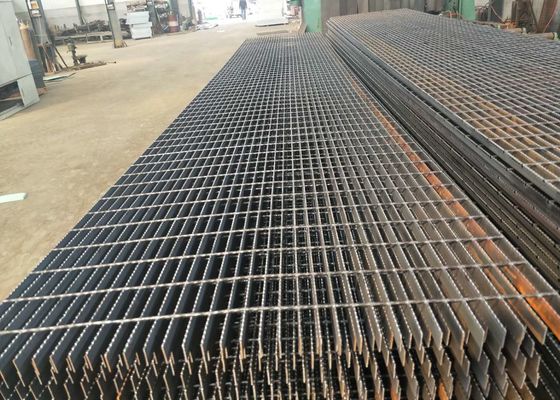 Industriële professionele getinte of gewone platte stalen roosten voor de wandeling