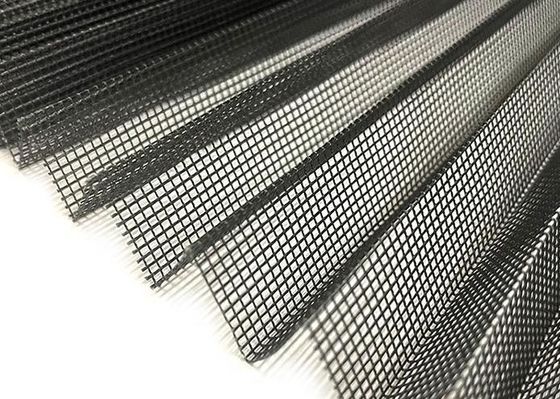 Het zwarte Gekleurde Geplooide Mugscherm 18x16 schakelt 2.4m Breedte X Lange in 10m