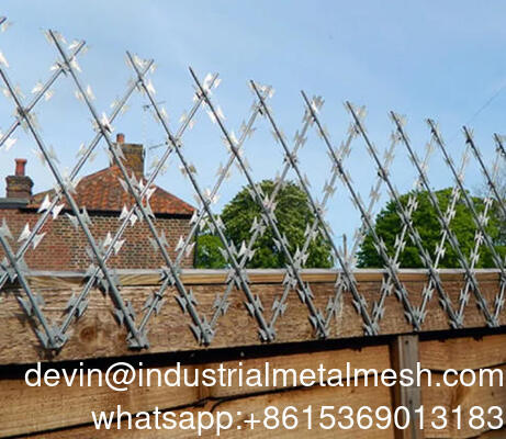Gesneden Razor Wire Mesh gegalvaniseerd gelast Razor Diamond Mesh