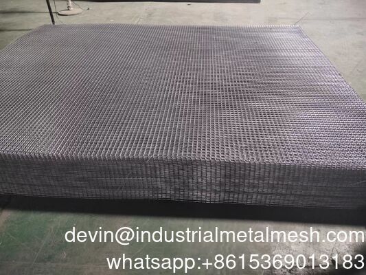 3.7 mm Zwart gelast draadnet 150 mm * 150 mm Voor de bouw