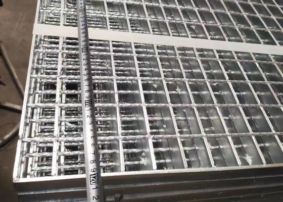Hot DIP gegalvaniseerd stalen rooster voor vloer en sloot