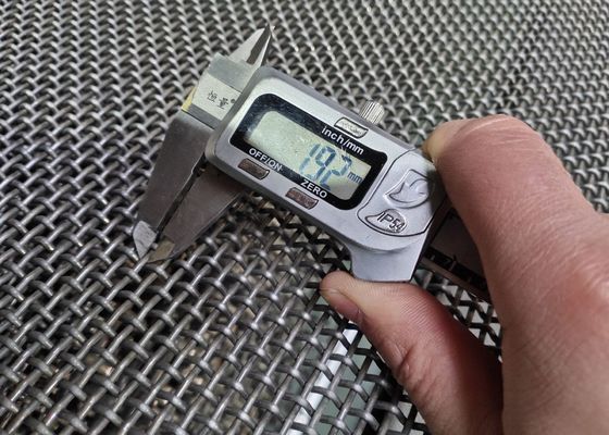 Geplooide Draad 65mm Zand Mesh Vibrating Screen 1.5m X 1.95m