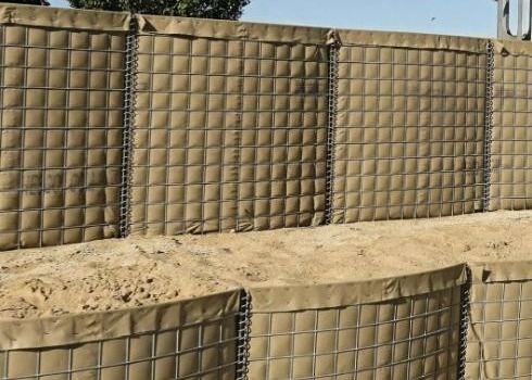 Gegalvaniseerde Draad Gelaste Hesco-Bastionmuur voor de Vloed van de Defensiemuur