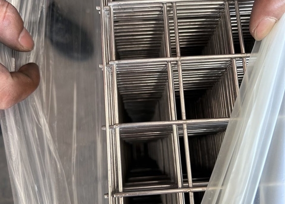 1 Kooi van Mesh For Fencing And Animal van de duimgi Gelaste Draad