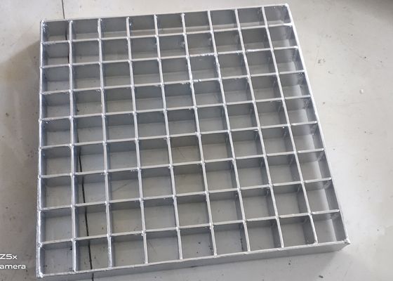 De pers sloot het Gegalvaniseerde Netwerk van het Staalgrating Uitgebreide Metaal 40 X 100 Mm-Hoogte