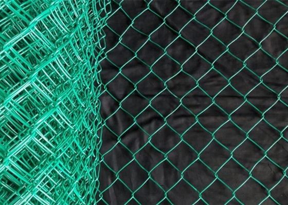 Gegalvaniseerd pvc Met een laag bedekt Diamond Mesh Wire Chain Link Fence-Broodje