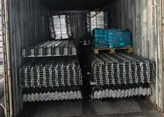 W Omheining 2400hx2300l van de Profiel de Hete Ondergedompelde Gegalvaniseerde Palissade voor Celtoren