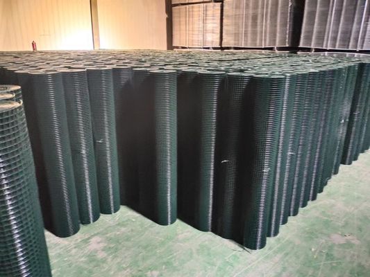 Zware elektrische omheining met gelaste draad voor de bescherming van landbouwbedrijven