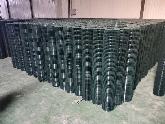 Zware elektrische omheining met gelaste draad voor de bescherming van landbouwbedrijven