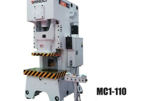 110 ton persmachine + voedingsmachine voor nagelplatenmachine