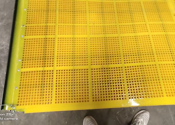 Optimale prestaties 30 mm dikte vierkant polyurethaan scherm mesh in eenvoudige weefsel