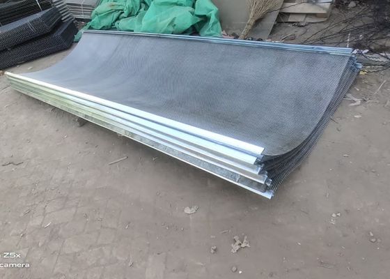 Steengroeve / Stone Crusher Crimped Sand Vibrating Screen 1.5 * 2M Slijtvastheid