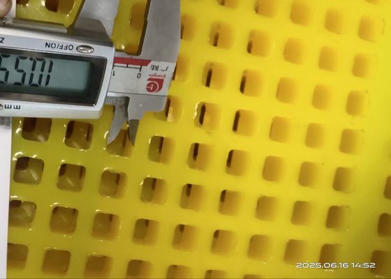 Optimale prestaties 30 mm dikte vierkant polyurethaan scherm mesh in eenvoudige weefsel