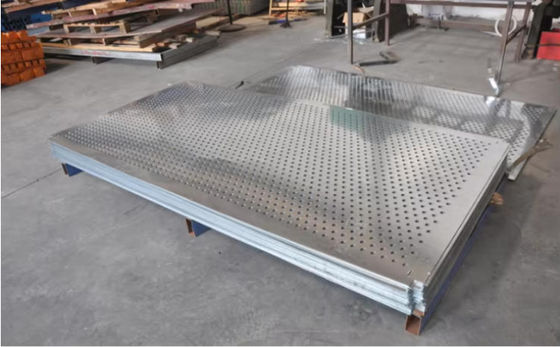 Sluiting met gaten, geperforeerd plaat met een hoger filtervermogen, mesh 3 15 mm gaten, gaten