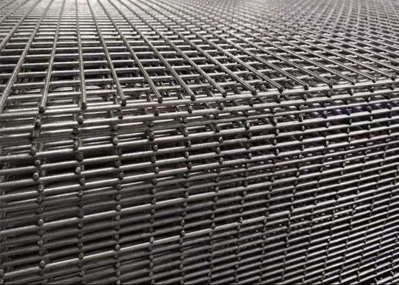 Pvc bedekte 3D Gebogen Omheining >= 100 van Omheiningspanel triangle bending Vierkante met een laag Meters