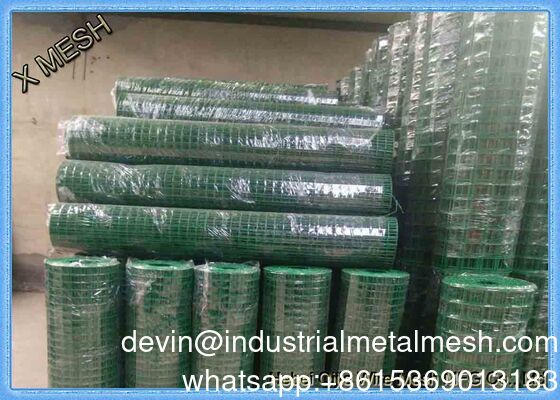 China Factory Galvanized Welded Wire Mesh Fencing Trellis for Animal Cages