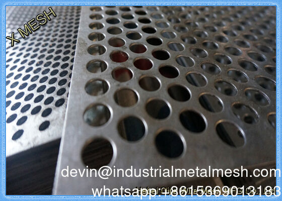 Aanpasbaar geperforeerd metaal voor unieke kunstprojecten