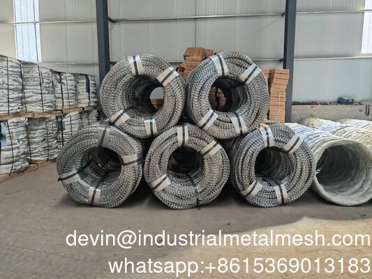 Beveiliging Bto-22 Blade Roestvrij beschermend gelast Razor Barbed Wire Mesh Roll
