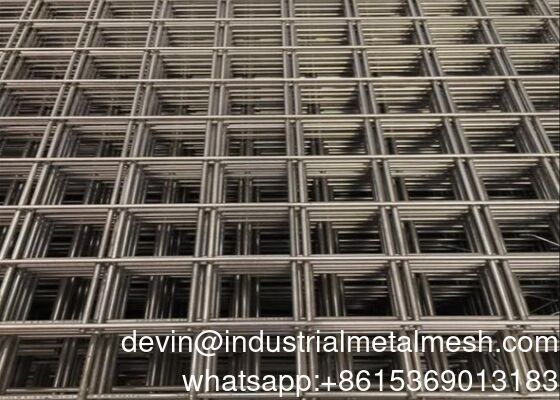 Warm gedompeld gegalvaniseerd groen PVC-gecoat gelast draadnetpaneel