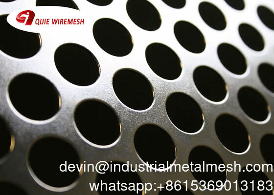 Metalen gaas met geperforeerd perforatiegat