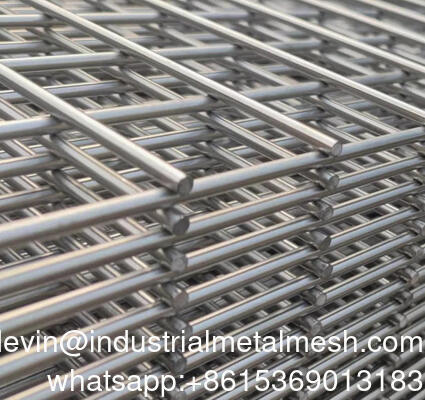 1/4" warm gedompeld gegalvaniseerd gelast draadnet voor gesneden mesh paneel schijf