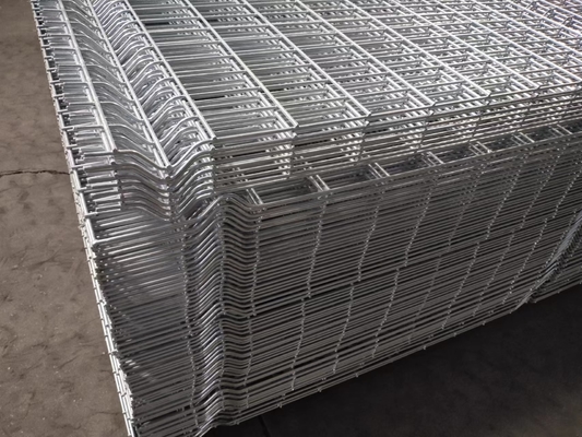 Het poeder bedekte 1.5m 3d Gebogen Draad Mesh Fence Galvanized Steel met een laag
