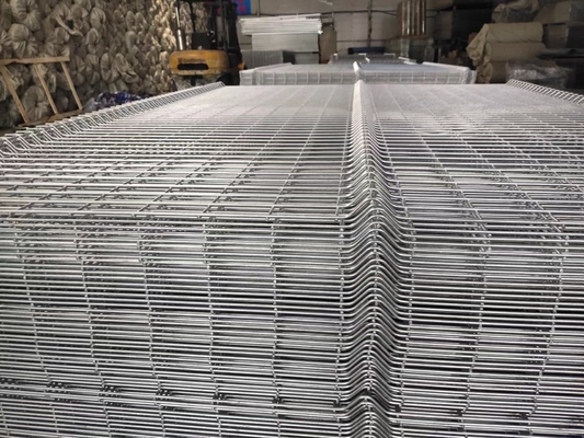 V Kromming Mesh Panel 1030mm Gebogen Metaalomheining Ral 6005