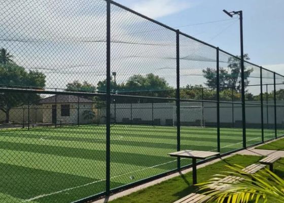 Anti beklim pvc Met een laag bedekte Draad Mesh Fence 1530mm 1830mm 2030mm voor Multikleur