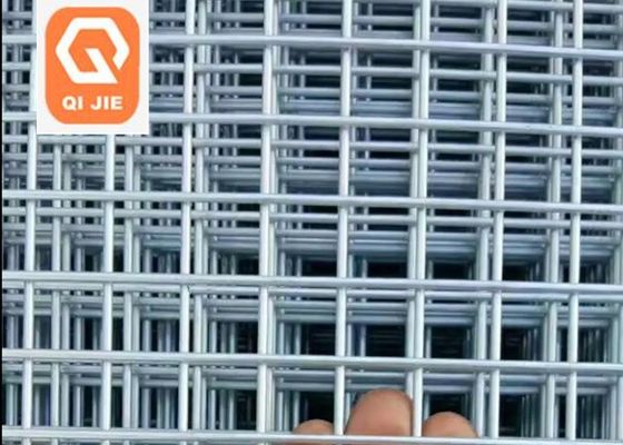 Geperforeerd Gelast Met een laag bedekt Pvc van Draadmesh roll for fence panel
