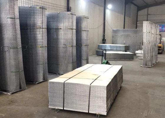 2X2 gegalvaniseerde Vee Gelaste de Corrosiebescherming van Draadmesh panel sheet
