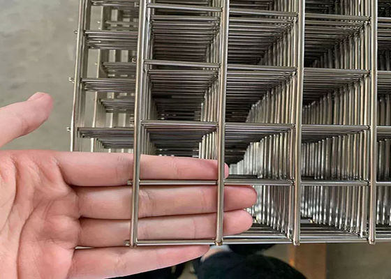 4x4 gegalvaniseerde 6mm Roestvrij staal Gelaste Draad Mesh Panel Perforated
