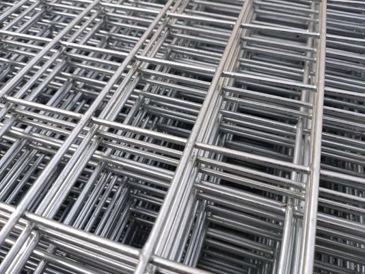 Het elektrische Gegalvaniseerde Gelaste Blad van de het Netwerk2x2 Duim van de Ijzerdraad voor Vloer het Verwarmen