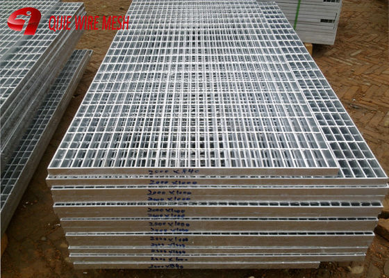Bouwmaterialen Hete Ondergedompelde 32 x 5mm Gegalvaniseerde Staalgrating