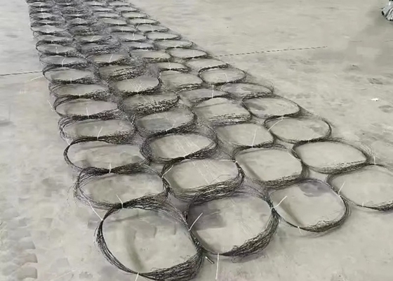 MZP Putanka Draadgaas Barrière Verdedigingsnetwerk 10x10x1.4m