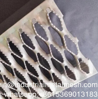 Aluminum Stainless Steel Grating Grip Strut Stair Tread Anti Slip Dimple Plate for Ladder Rungs