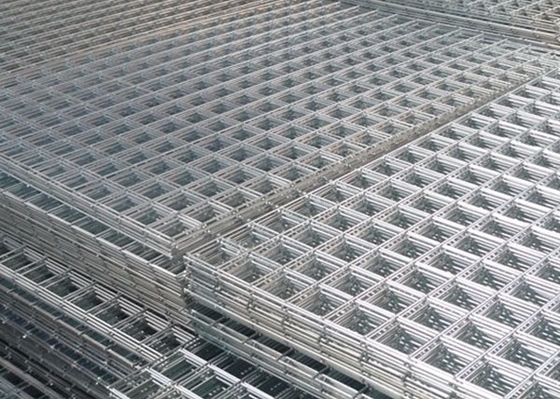 Elektro Gegalvaniseerde 4MM 2x2 Duim die Gelaste Draad Mesh For Decorate openen