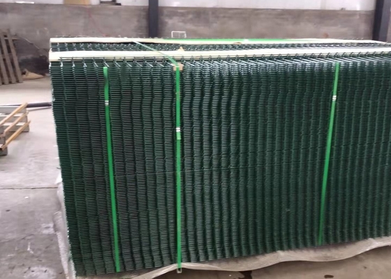 Van de de Perimeterperzik van de tuinveiligheid Omheining van het de Vorm de Post 1.8m Gebogen Metaal